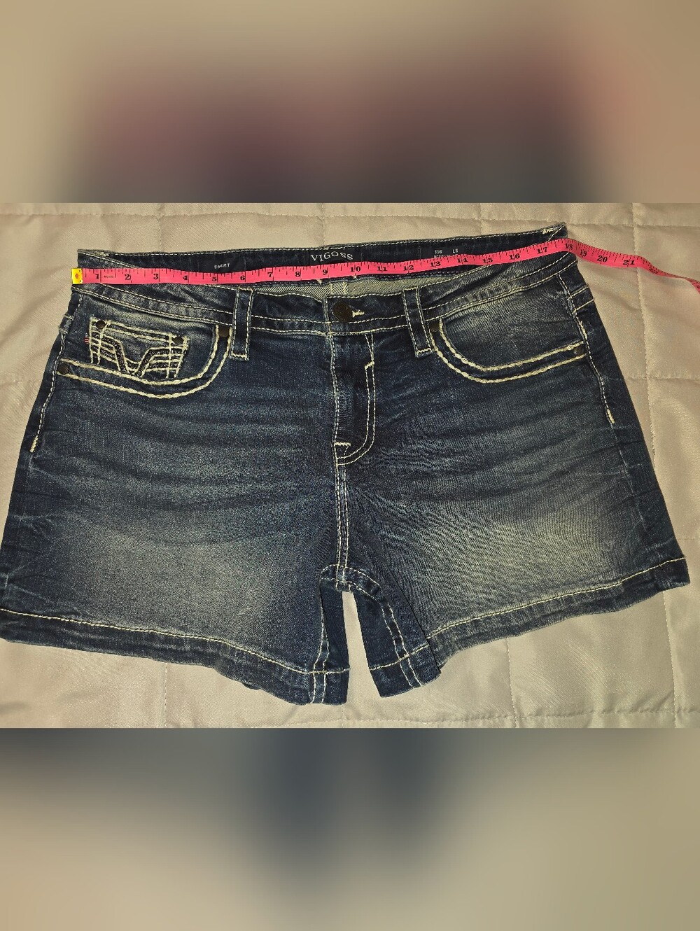 Vigoss Women's Dark Blue Stretch Denim Shorts, NWOT, New, Sz 16